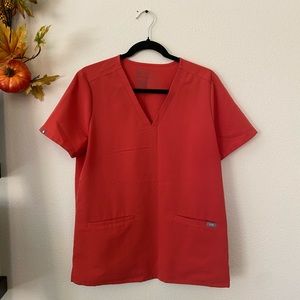 Clay Casma scrub top